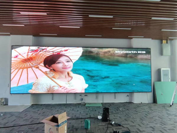 洛南P1.53led小间距屏安装案例